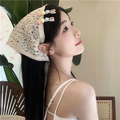 我们恋爱吧第一季封面